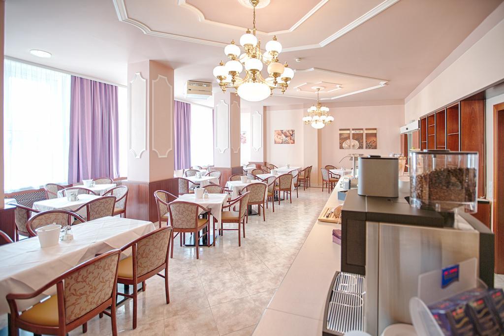 Fruehstueckshotel Waldbauer Bad Schallerbach Dış mekan fotoğraf